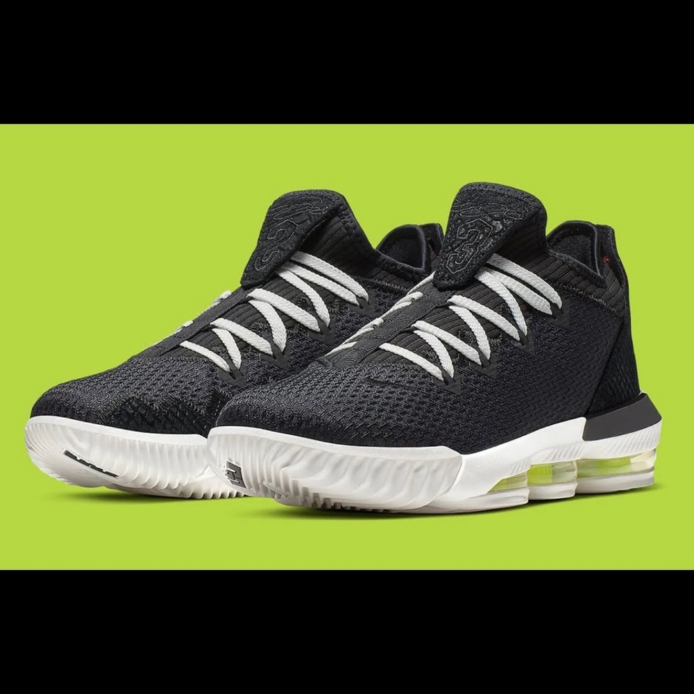 Nike Men's Lebron XVI Low Basketball Sneaker Black